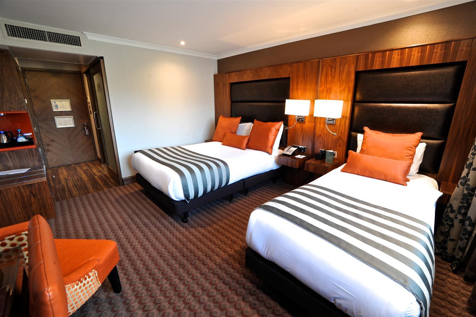 פרנהאם Frensham Pond Country House Hotel & Spa מראה חיצוני תמונה