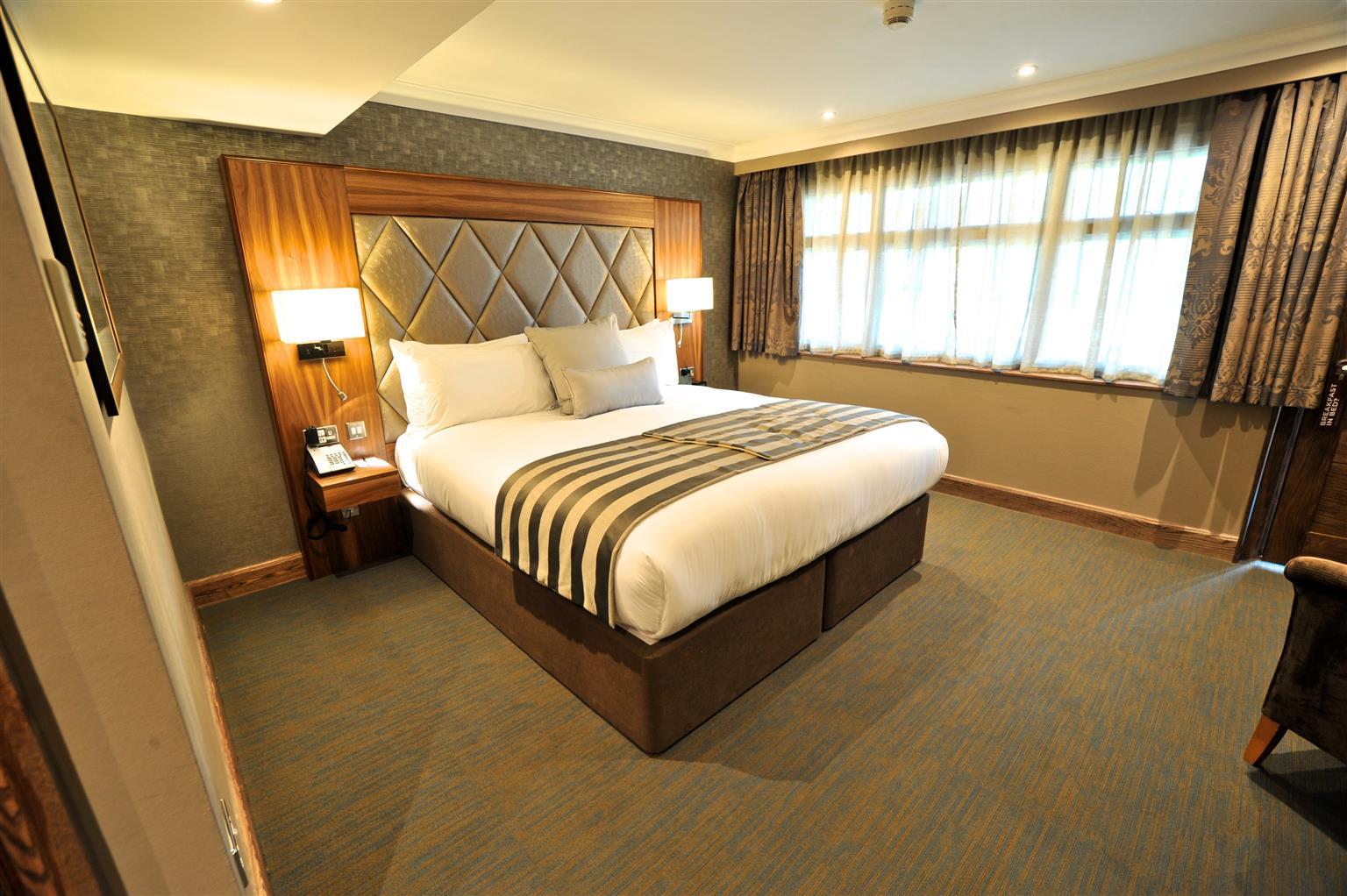 פרנהאם Frensham Pond Country House Hotel & Spa מראה חיצוני תמונה